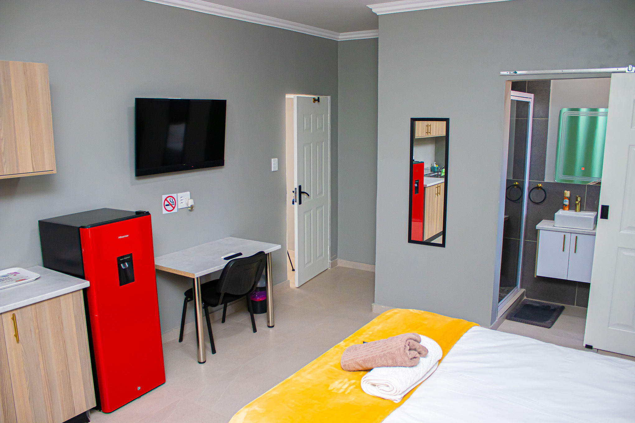 Room 8 Image